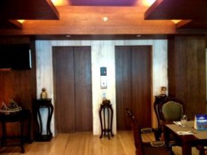 Hotel in Makati The E-Hotel Makati Elevator